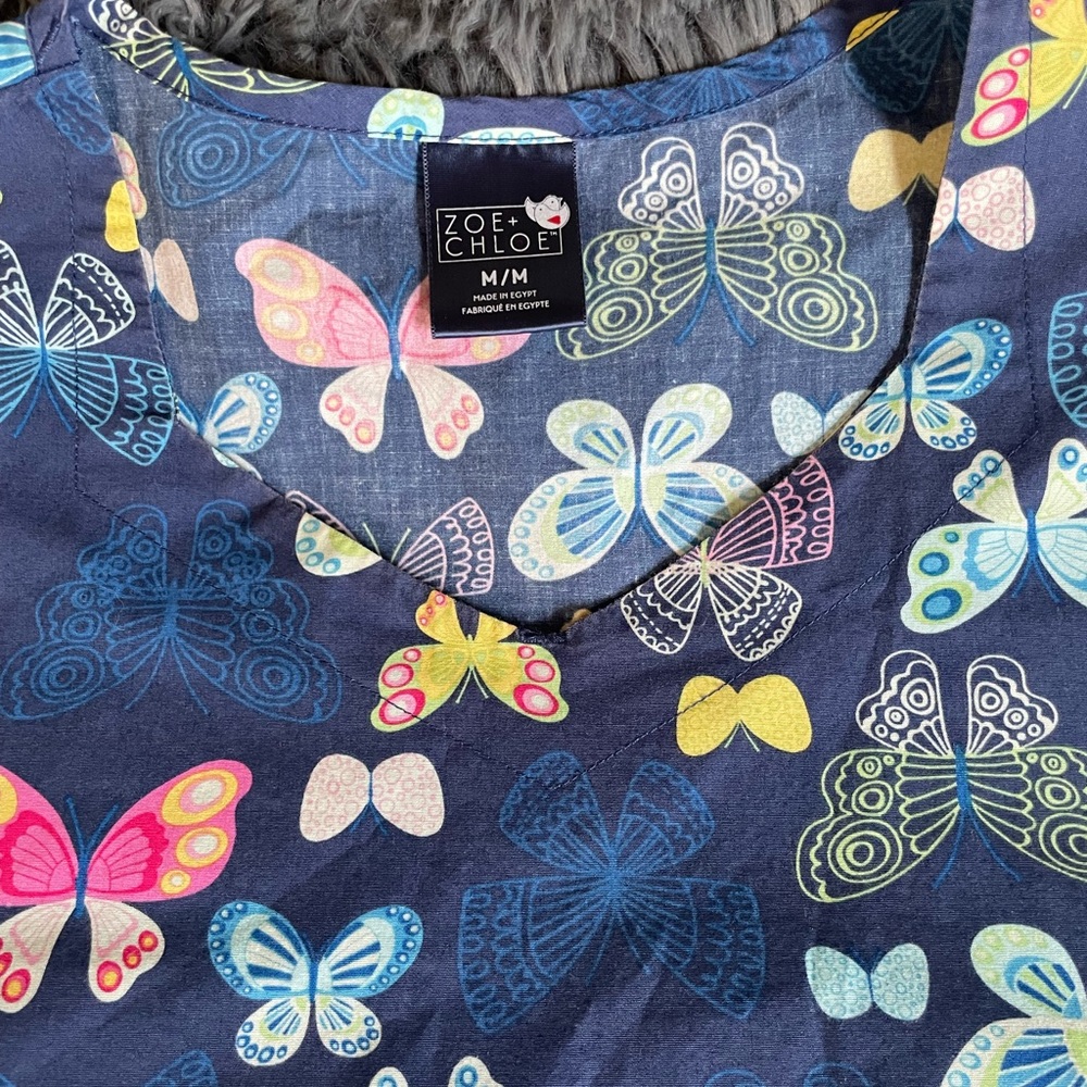 Colorful Butterfly Print Top - Picture 4 of 4